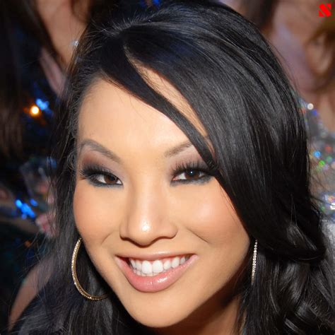 Porn Videos Uploaded by Pornstar Asa Akira 